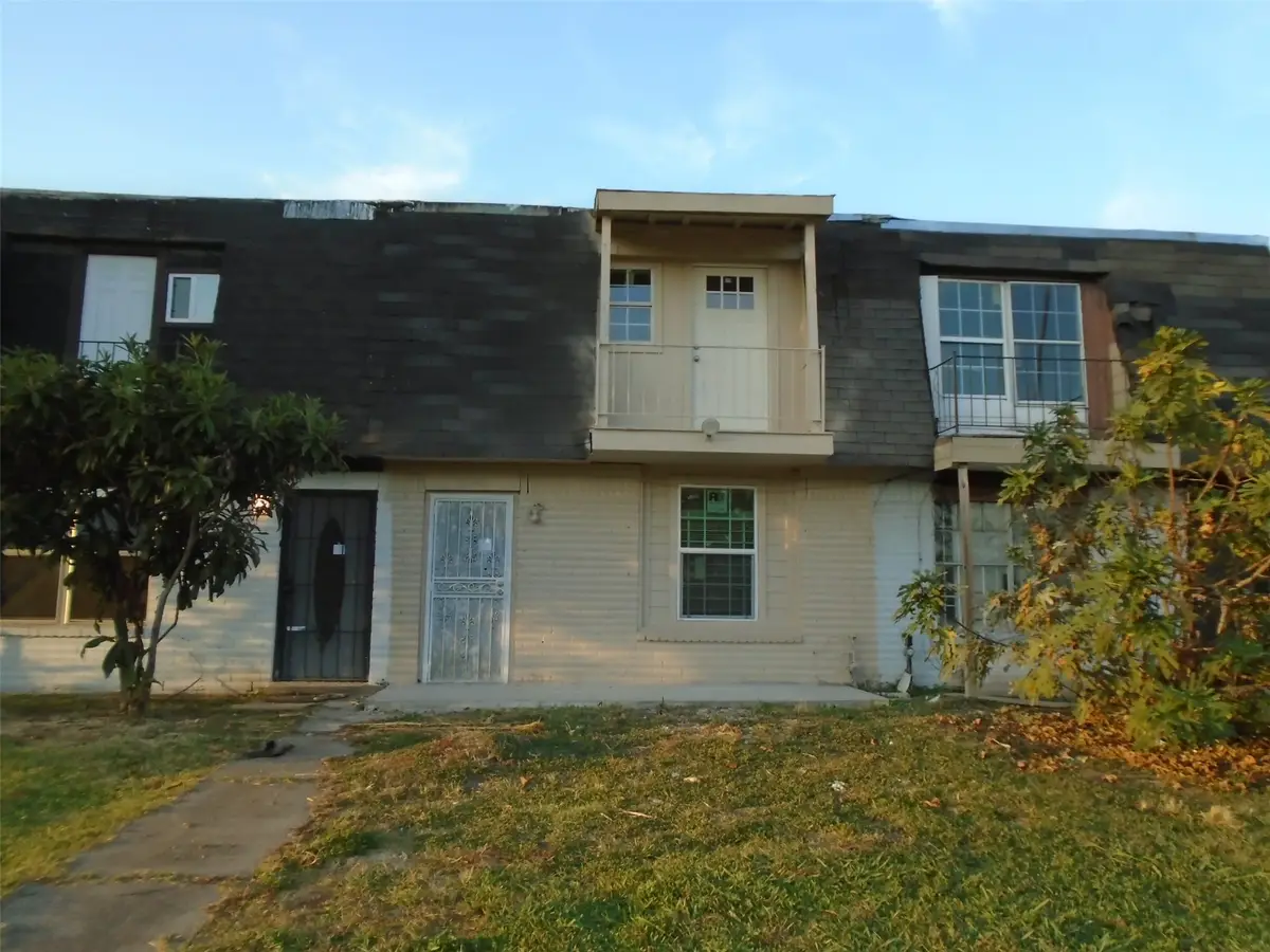 12042 Beechnut Street, Houston, TX 77072 - Image #1