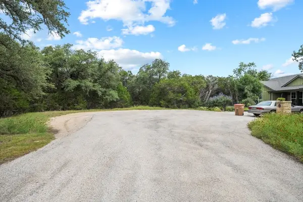 13/14 Buckeye Ln, Wimberley, TX 78676