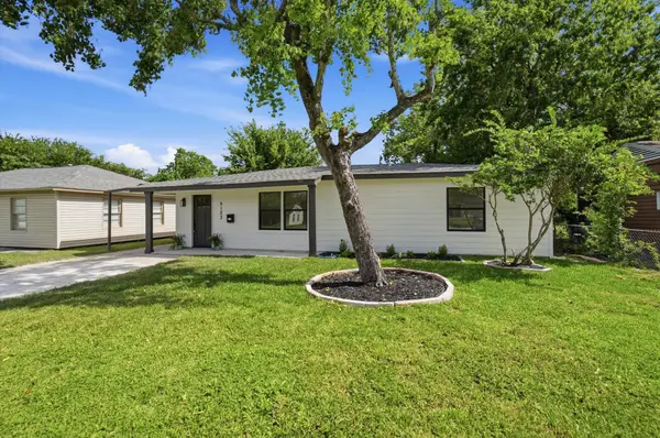 5123 Willow Glen Drive, Houston, TX 77033
