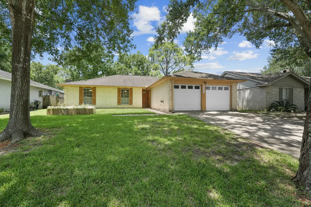 16306 Forest Bend Avenue, Friendswood, TX 77546 - #1