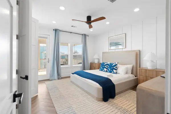 3807 Neptune, Galveston, TX 77554