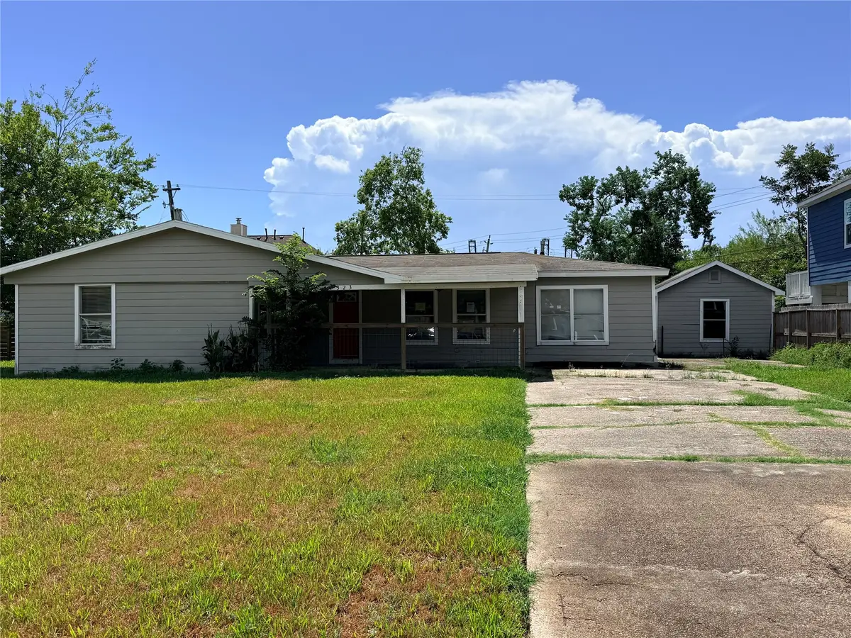 323 Seagrove Street, Shoreacres, TX 77571 - #1