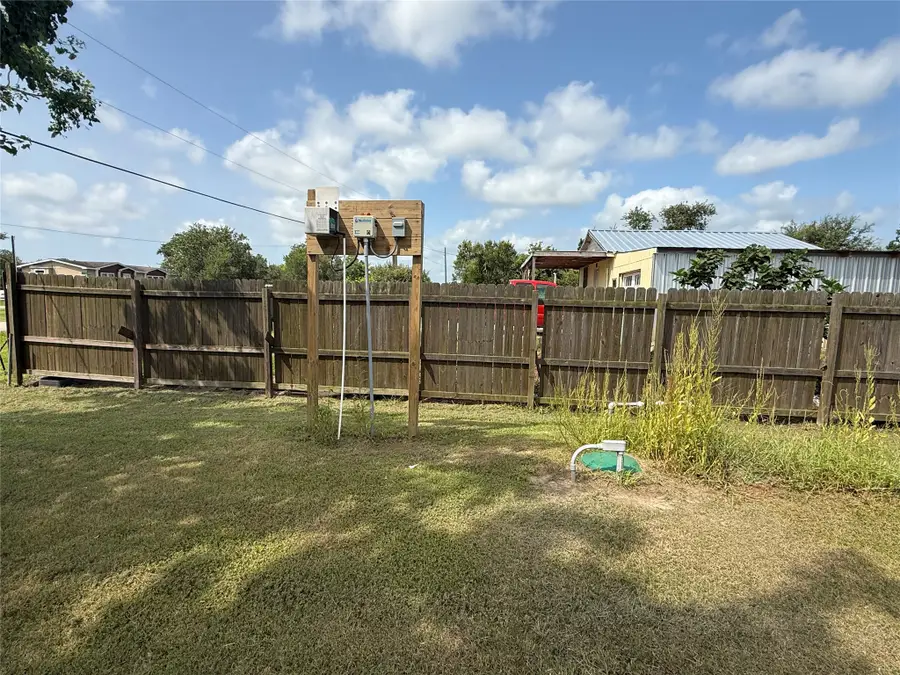 000 North Belt Street, Brazoria, TX 77422 - #2