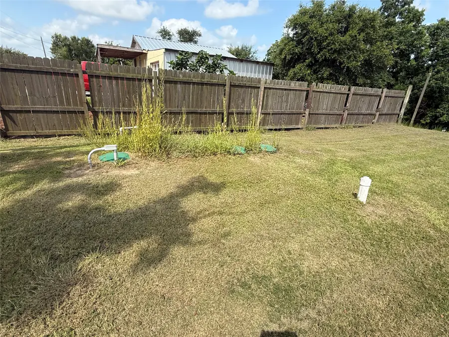 000 North Belt Street, Brazoria, TX 77422 - #3