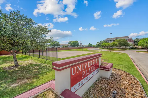 517 Southwest Parkway #103, College Station, TX 77840