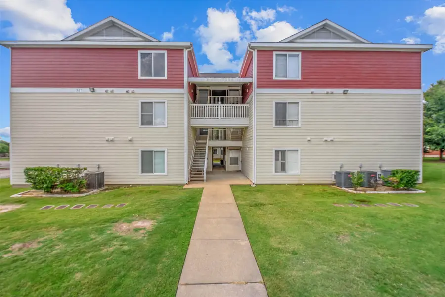 517 Southwest Parkway #103, College Station, TX 77840 - Image #2