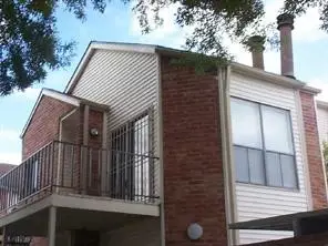 10154 Waterstone Drive, Houston, TX 77042