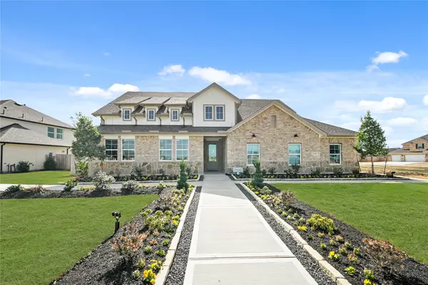 12115 St Augustine Drive, Mont Belvieu, TX 77535