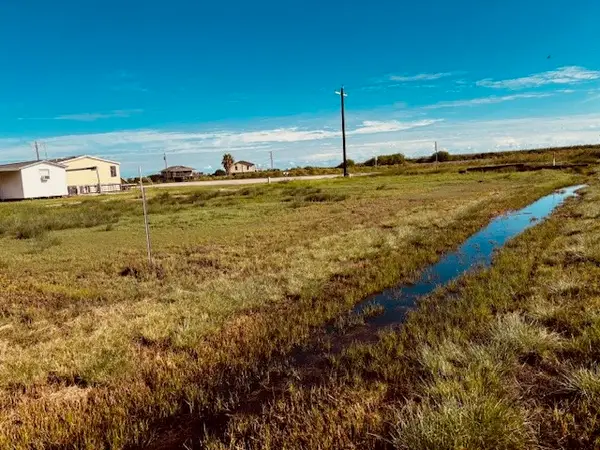 000 County Road 441c Lot 15 -16, Sweeny, TX 77480