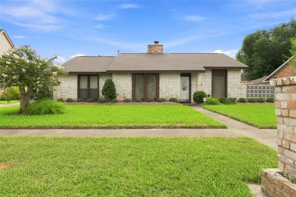 10126 Sagegreen Drive, Houston, TX 77089
