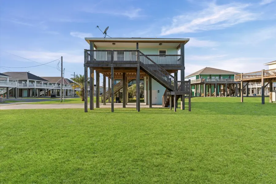 960 Crane Lane, Port Bolivar, TX 77650 - Image #2