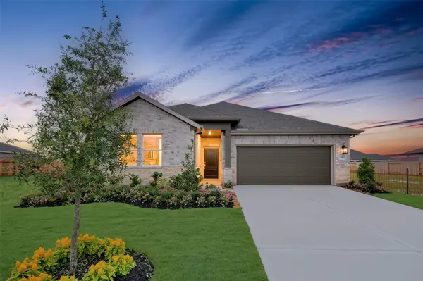 564 Day Station Drive, Dayton, TX 77535