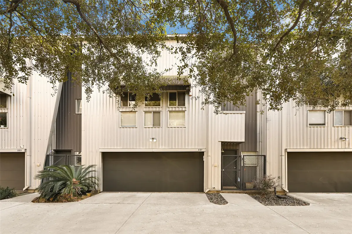 227 W Gray, Houston, TX 77019 - #1