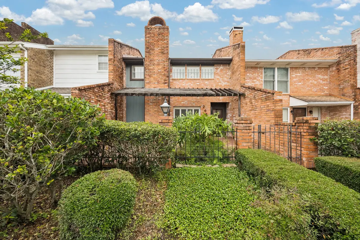 2454 Country Club Drive, Pearland, TX 77581 - #1