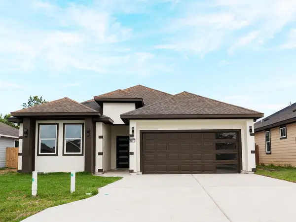 1065 Road 5203, Cleveland, TX 77327