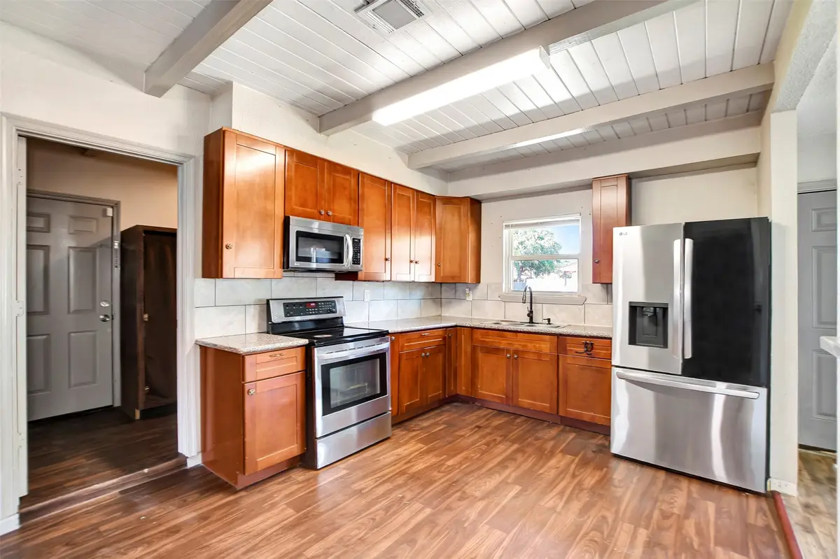 802 Littlejohn Court, Pasadena, TX 77502 - Image #1