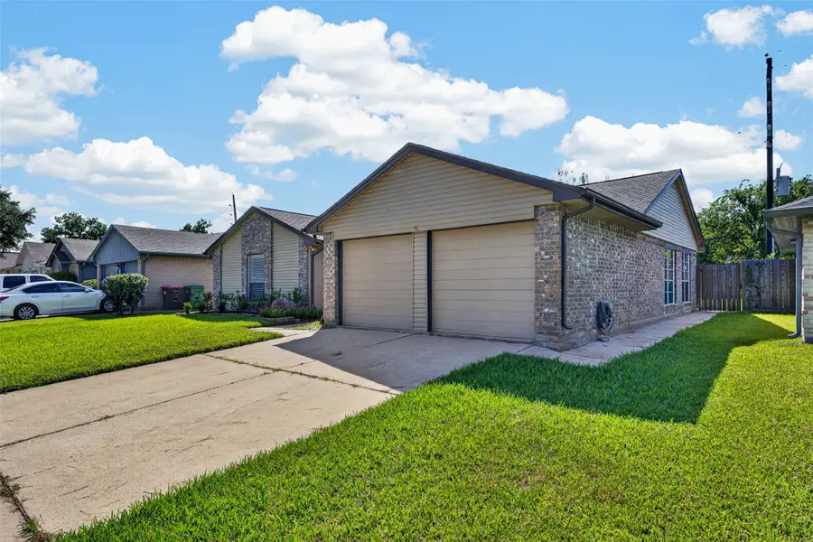 707 Shenandoah Drive, Richmond, TX 77469 - #2