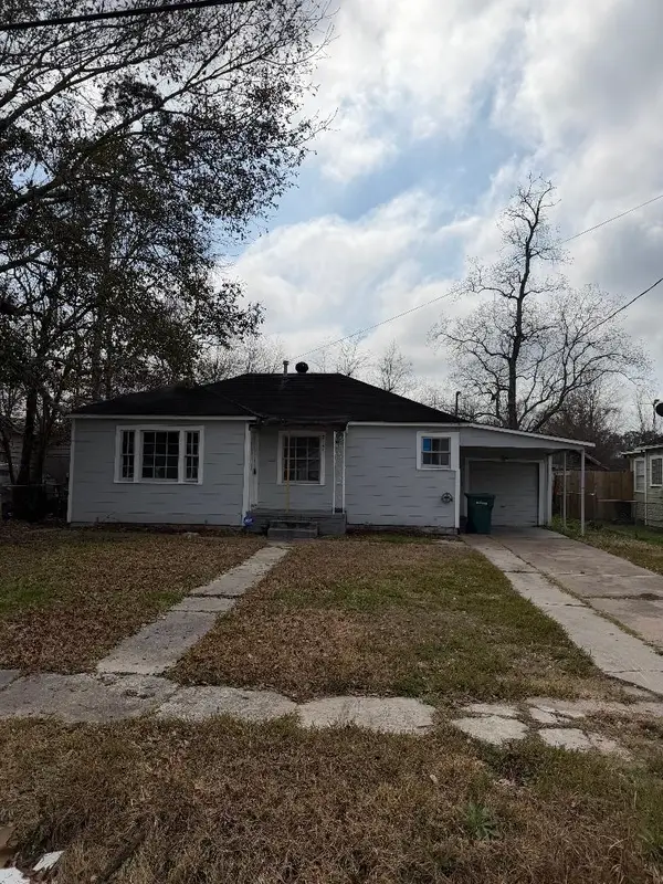2125 Ives Street, Beaumont, TX 77703