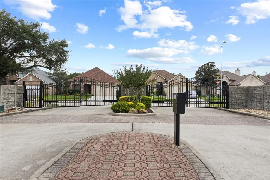 4019 Applerock Drive, Baytown, TX 77521 - #2