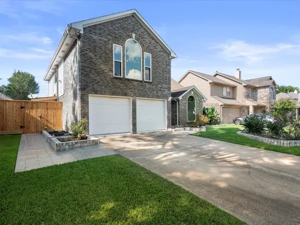 21450 Park Post Lane, Katy, TX 77450