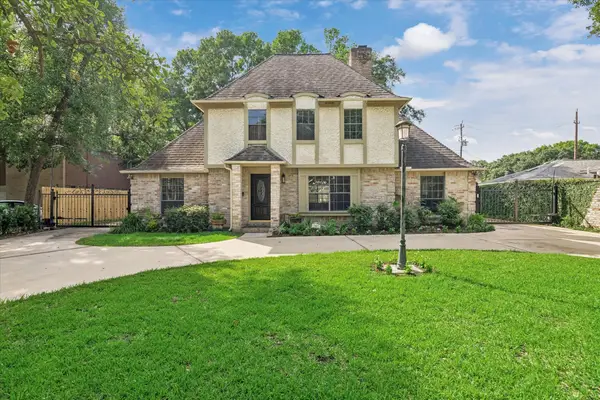 7827 Zilonis Court, Jersey Village, TX 77040