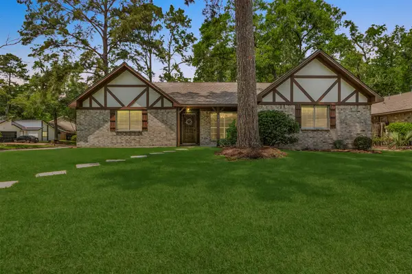 3747 Clear Falls Drive, Kingwood, TX 77339