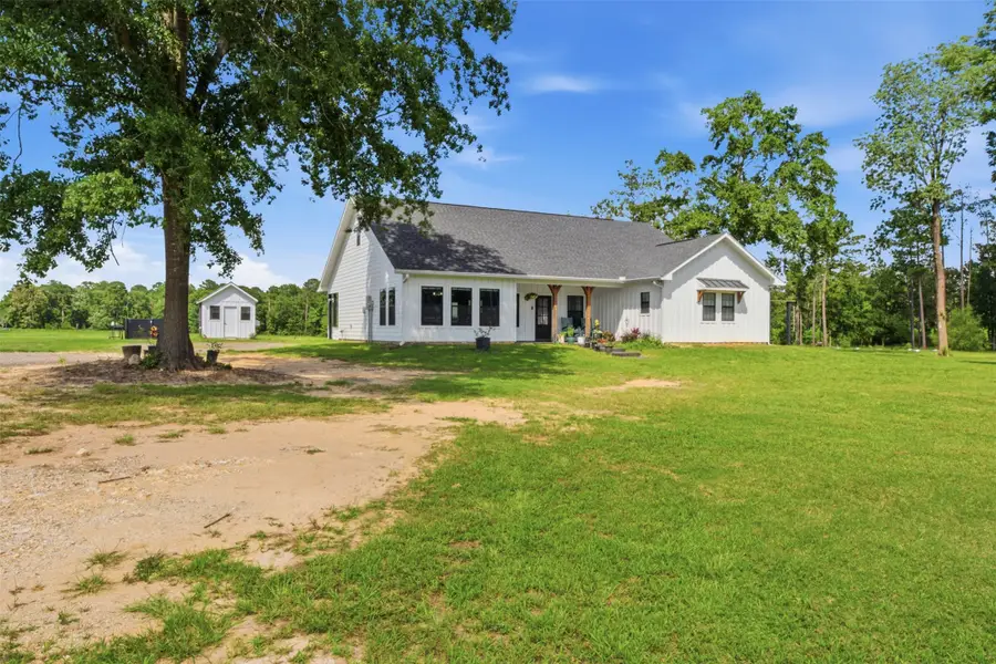 927 Aggie Avenue, Livingston, TX 77351 - #2
