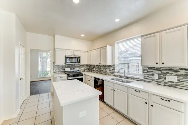 8510 Nashwood Court, Houston, TX 77040