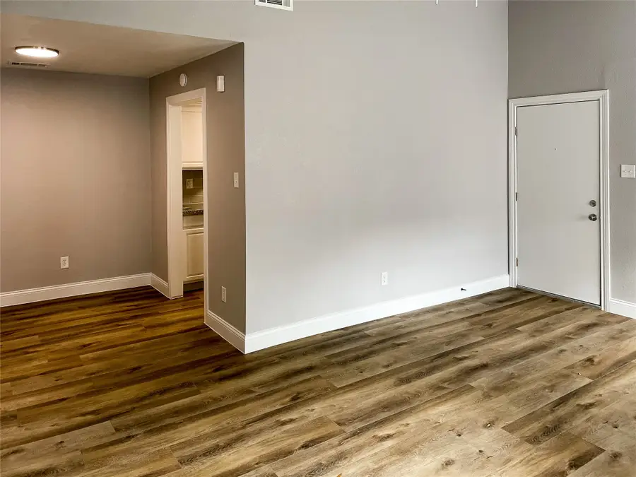 9707 Richmond Avenue #28, Houston, TX 77042 - #2