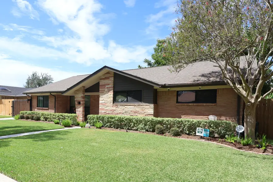 4006 Mischire Drive, Houston, TX 77025 - #2
