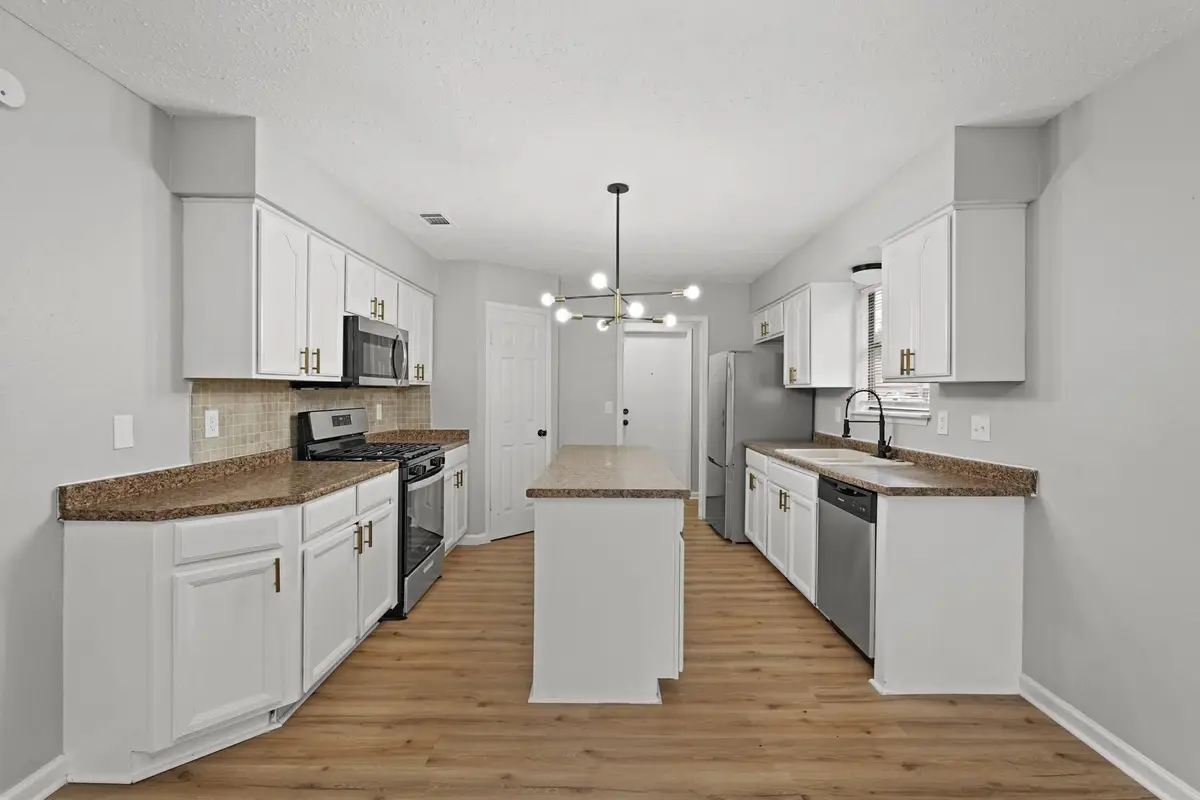 7215 Trogon Lane, Houston, TX 77083 - Image #1