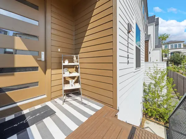 1218 W 24th Street #D, Houston, TX 77008