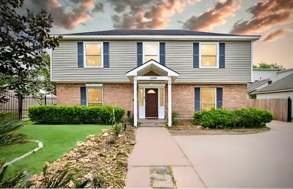 11319 Briar Forest Drive, Houston, TX 77077