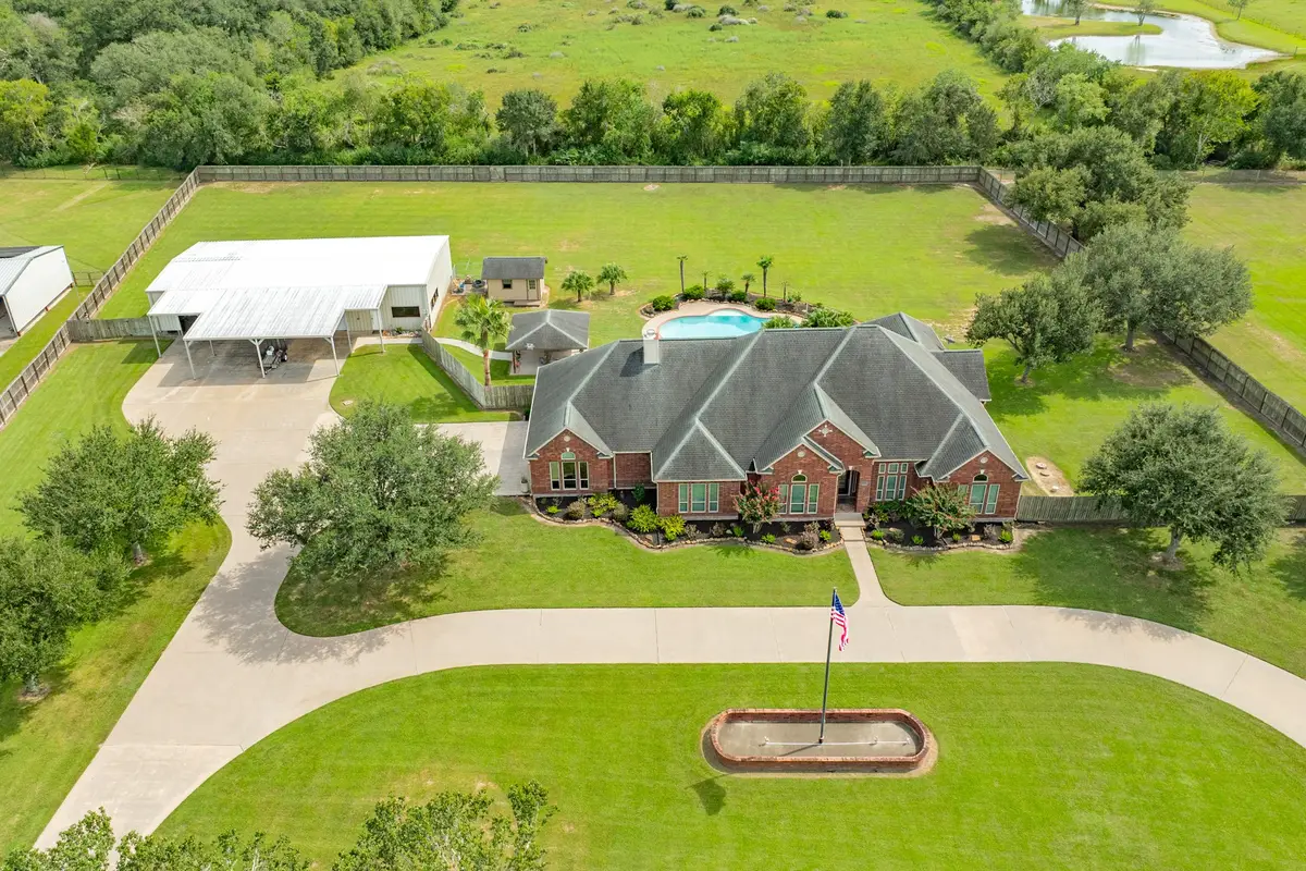 16337 County Road 171, Danbury, TX 77534 - #1