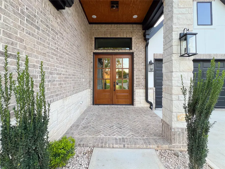 27 Newberry Court, Montgomery, TX 77356 - Image #2