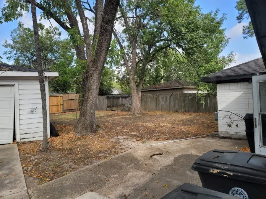 7211 Deep Forest Drive, Houston, TX 77088 - #3