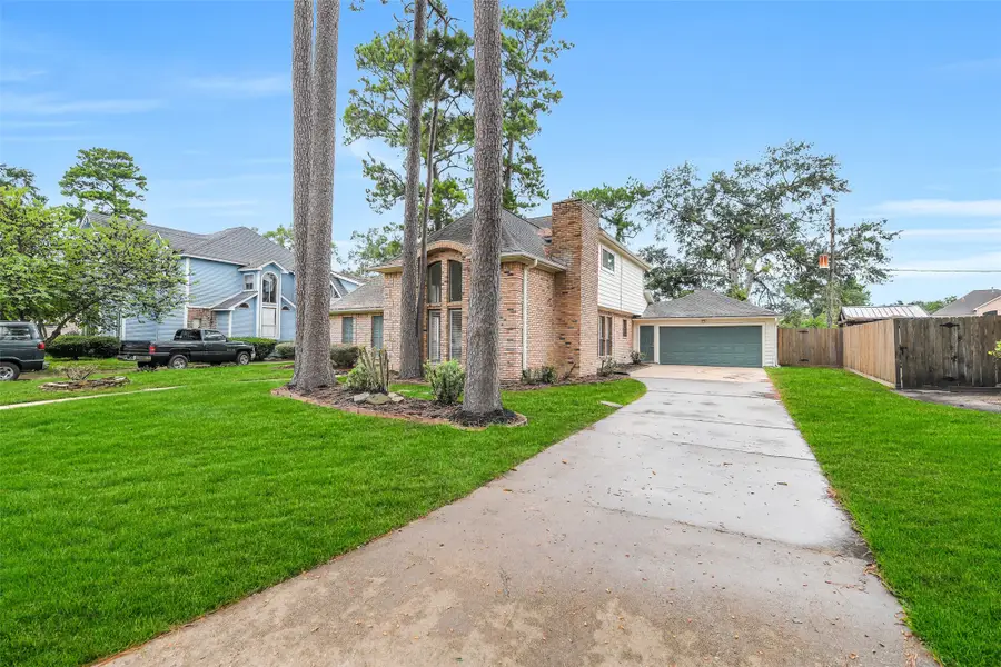 11606 Gatesden Drive, Tomball, TX 77377 - Image #2