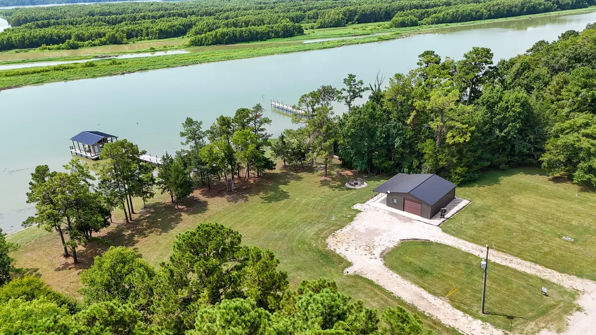 380 Lonesome Dove Trail, Trinity, TX 75862 - #1