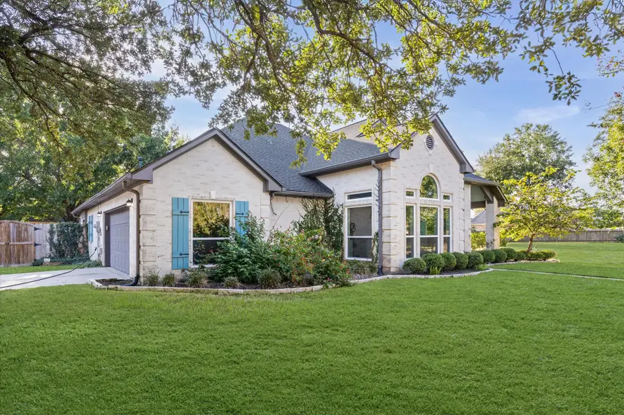 7288 Lakeshore Court, Willis, TX 77318 - Image #2