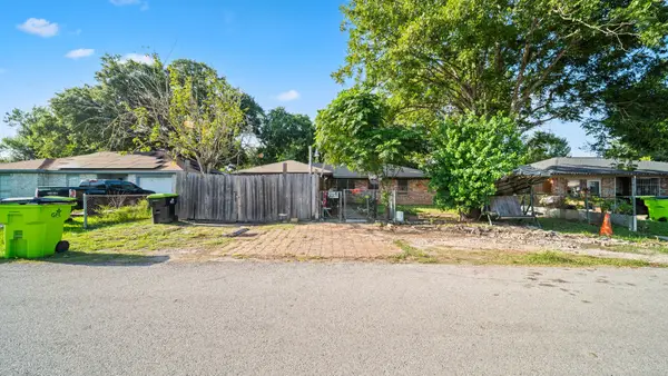 1302 San Jacinto Avenue, Richmond, TX 77469