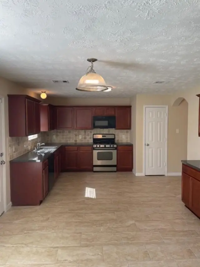 3203 Quail Run Drive, Humble, TX 77396 - #2