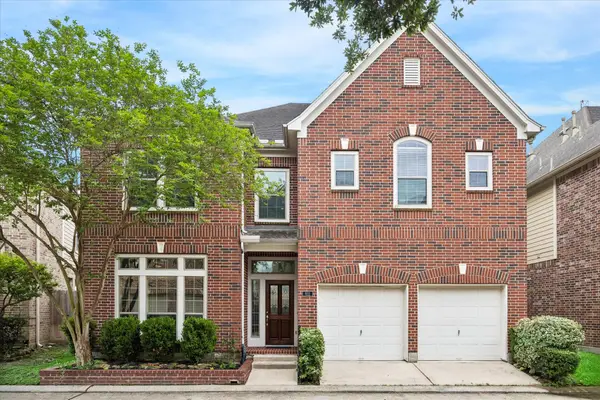 911 Vaulted Oak Street, Houston, TX 77008