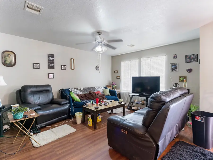 3004 Avenue D, Bay City, TX 77414 - #3