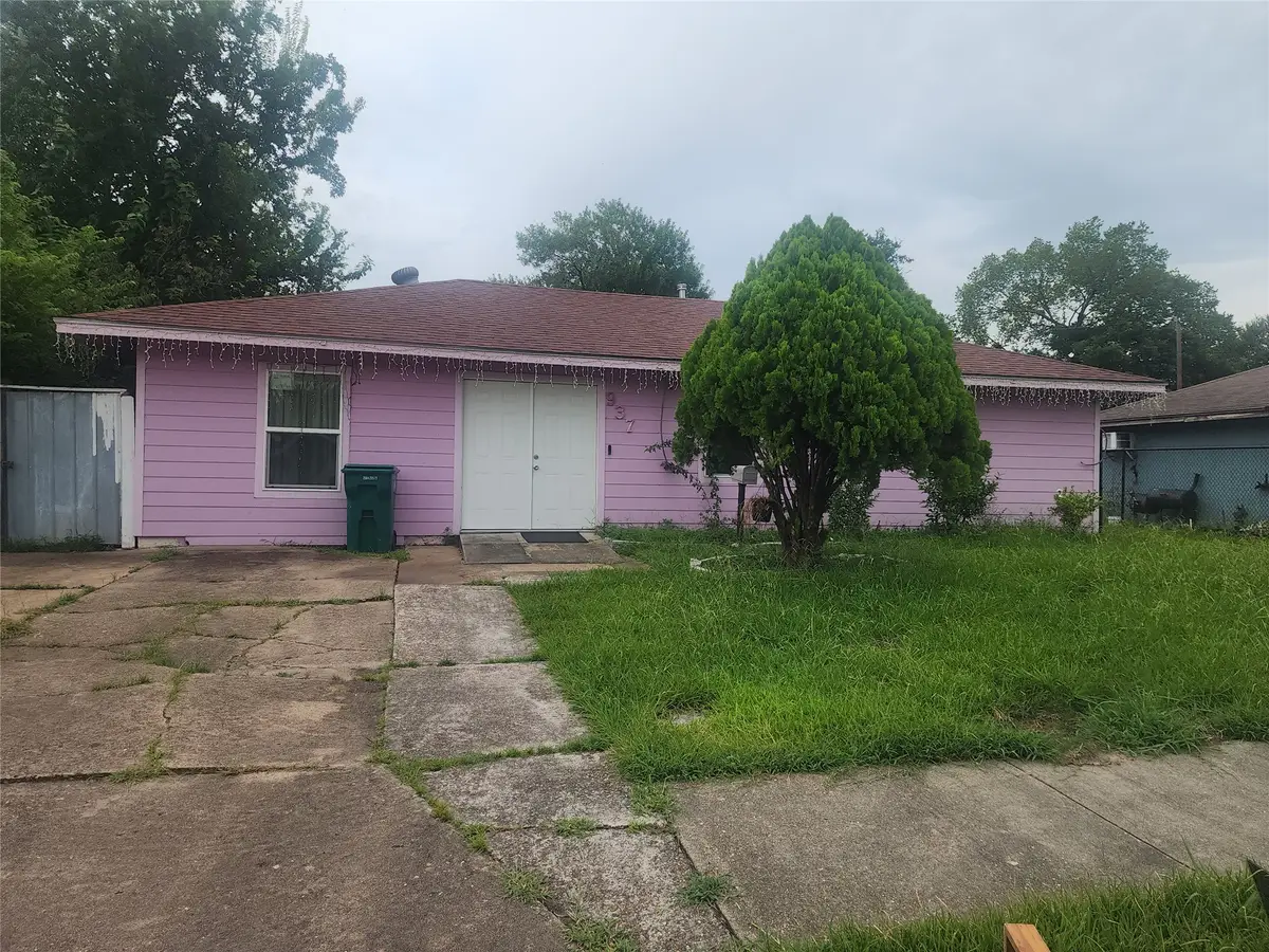 937 Vivian Avenue, Pasadena, TX 77506 - #1