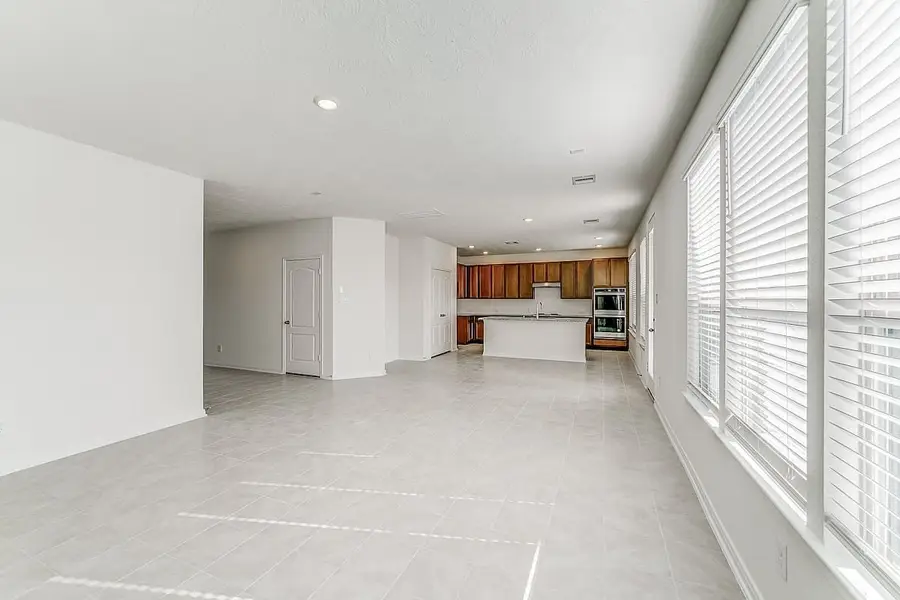 12806 Mossy Knoll Drive, Houston, TX 77044 - Image #3