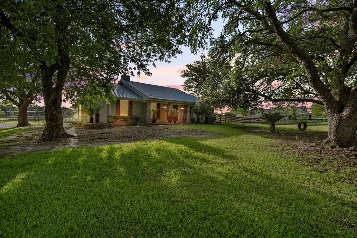 6516 Mcginnes Road, Santa Fe, TX 77517 - Image #1