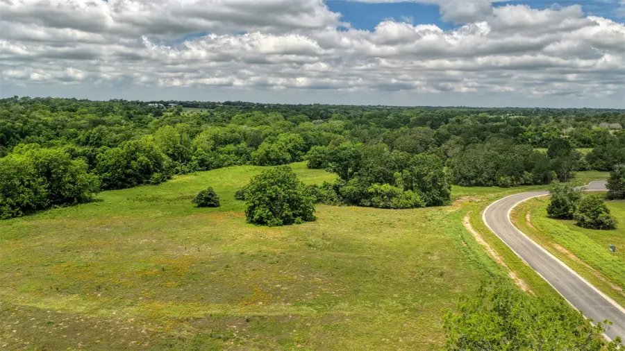 1-2 Creekview Trail, Brenham, TX 77833 - #3