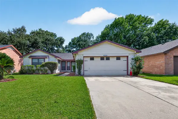 3022 Mosby Drive, Sugar Land, TX 77479