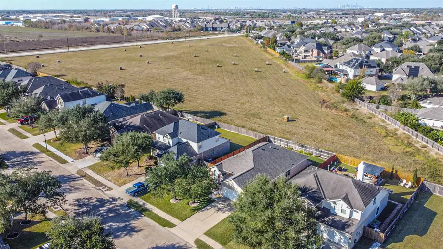 3411 Highland Point Lane, Pearland, TX 77581 - Image #3