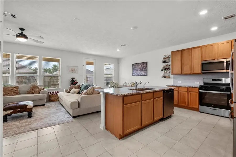 714 Allana Lane, Alvin, TX 77511 - #2